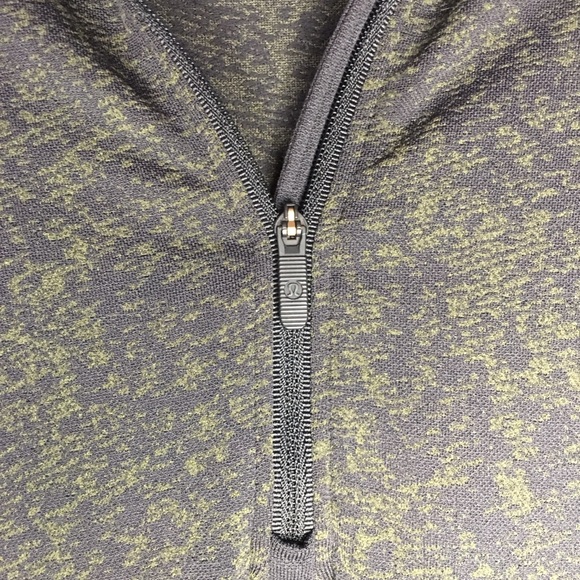 Black Long Sleeve Zip-Up Sweater - Picture 3 of 7